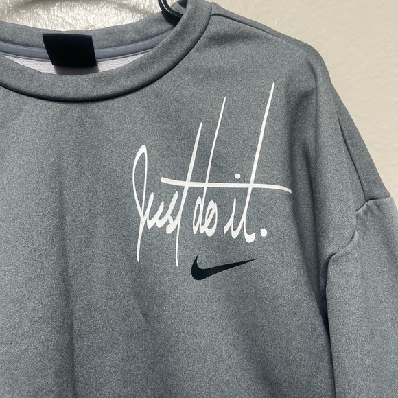 Nike Heather Gray Crewneck - Picture 2 of 9